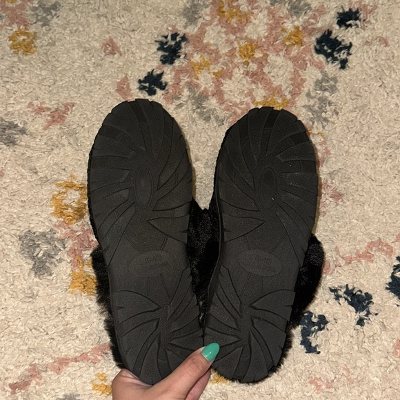 KELLY & KATIE KNIT SLIPPER - Picture 4 of 4